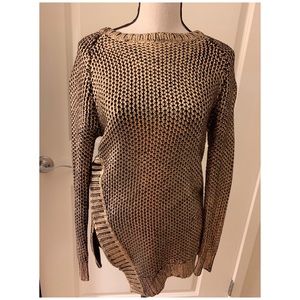 Saks fifth avenue knit brass gold sweater